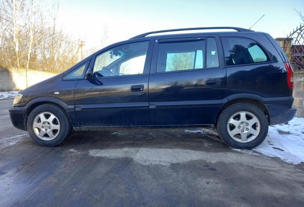 Opel Zafira, 2001 год выпуска с двигателем Дизель, 14 435 BYN в г. Слуцк