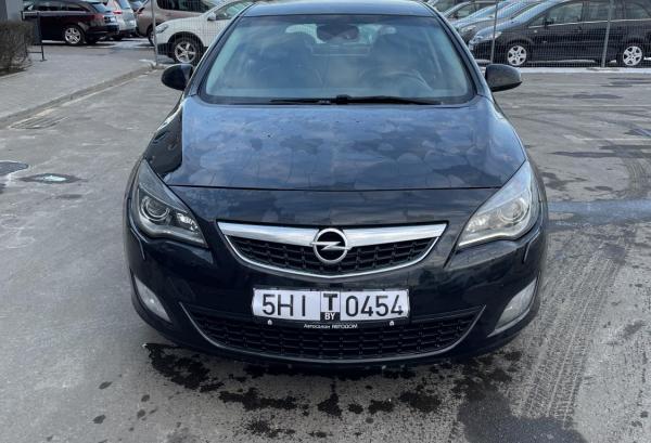 Opel Astra, 2010 год выпуска с двигателем Бензин, 21 921 BYN в г. Минск