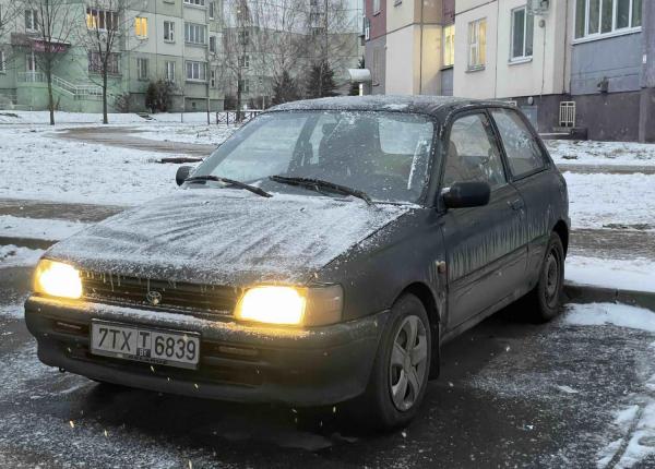 Toyota Starlet, 1993 год выпуска с двигателем Бензин, 3 850 BYN в г. Минск