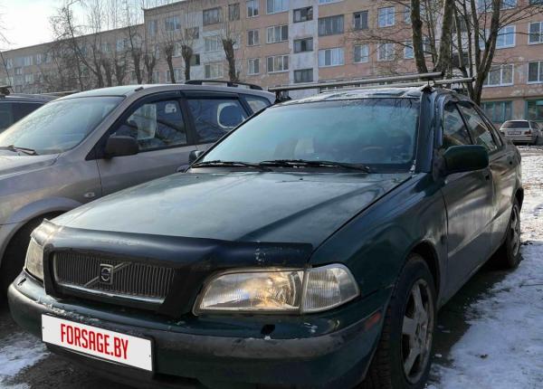 Volvo S40, 1997 год выпуска с двигателем Бензин, 6 097 BYN в г. Борисов