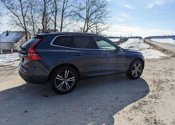 Volvo XC60, 2020 год выпуска с двигателем Бензин, 106 066 BYN в г. Минск