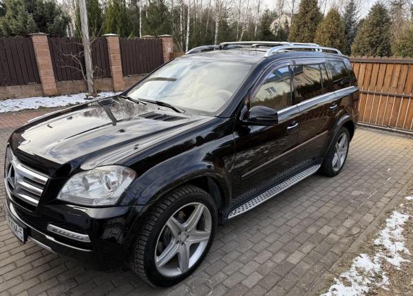 Mercedes-Benz GL-класс, 2011 год выпуска с двигателем Бензин, 87 045 BYN в г. Минск