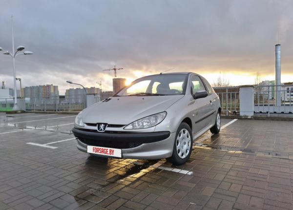 Peugeot 206, 2004 год выпуска с двигателем Бензин, 7 386 BYN в г. Минск