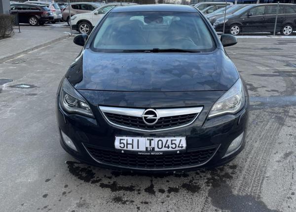 Opel Astra, 2010 год выпуска с двигателем Бензин, 21 921 BYN в г. Минск