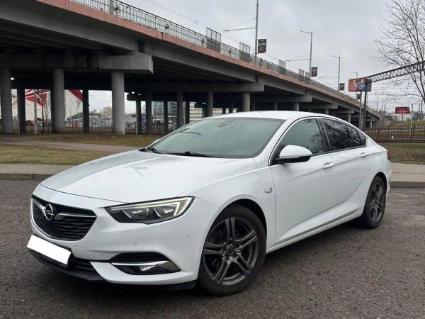 Opel Insignia, 2017 год выпуска с двигателем Дизель, 56 150 BYN в г. Минск