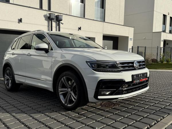 Volkswagen Tiguan, 2018 год выпуска с двигателем Бензин, 101 669 BYN в г. Минск