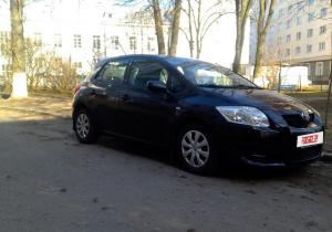 Toyota Auris в лизинг