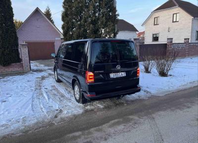 Фото Volkswagen Multivan