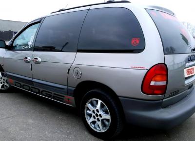 Фото Dodge Caravan