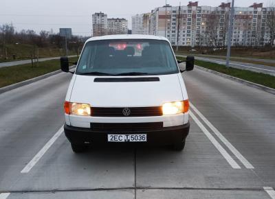 Фото Volkswagen Transporter