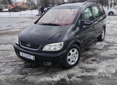 Фото Opel Zafira