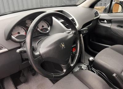 Фото Peugeot 207