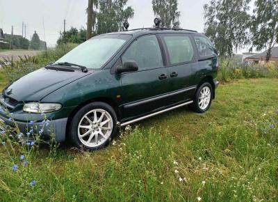 Фото Chrysler Voyager