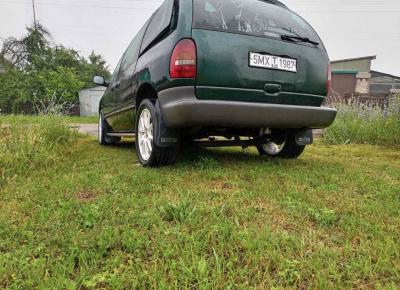 Фото Chrysler Voyager