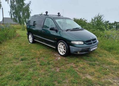 Фото Chrysler Voyager