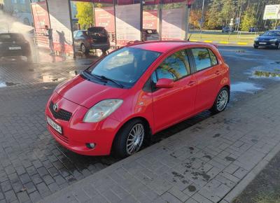 Фото Toyota Yaris