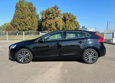 Фото Volvo V40