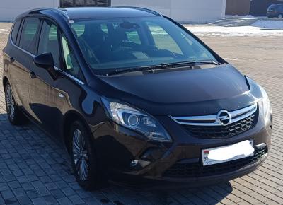 Фото Opel Zafira