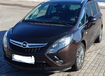 Фото Opel Zafira