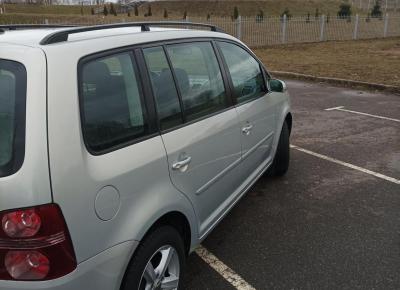 Фото Volkswagen Touran