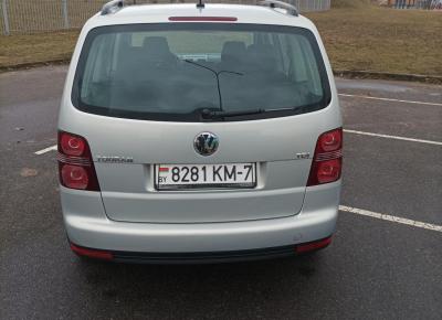 Фото Volkswagen Touran