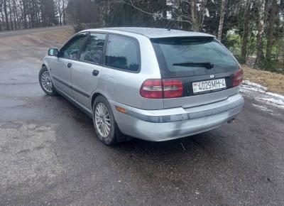 Фото Volvo V40