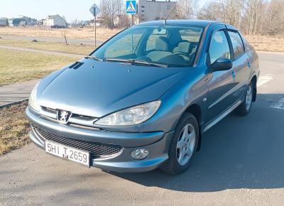 Фото Peugeot 206