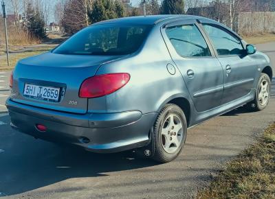 Фото Peugeot 206