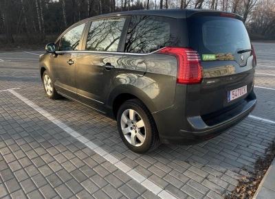 Фото Peugeot 5008