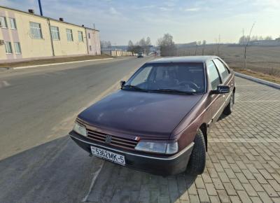 Фото Peugeot 405