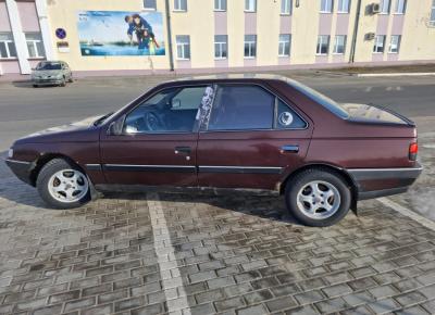 Фото Peugeot 405