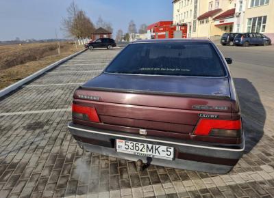 Фото Peugeot 405