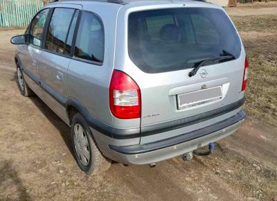 Фото Opel Zafira