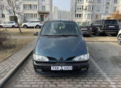 Фото Renault Scenic