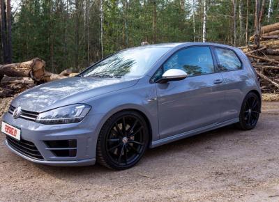 Фото Volkswagen Golf R