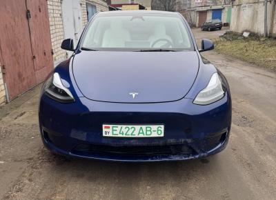 Фото Tesla Model Y