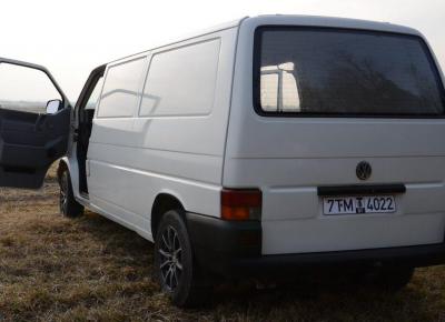 Фото Volkswagen Transporter