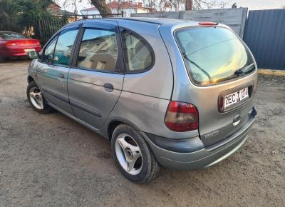 Фото Renault Scenic