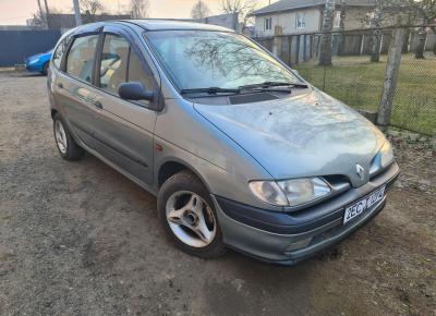 Фото Renault Scenic