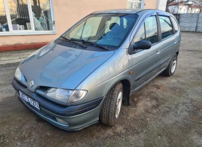 Фото Renault Scenic