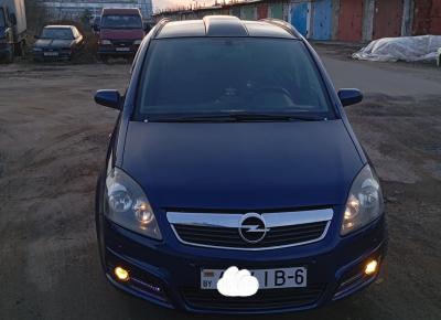 Фото Opel Zafira