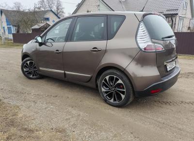 Фото Renault Scenic