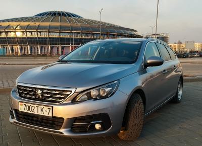 Фото Peugeot 308