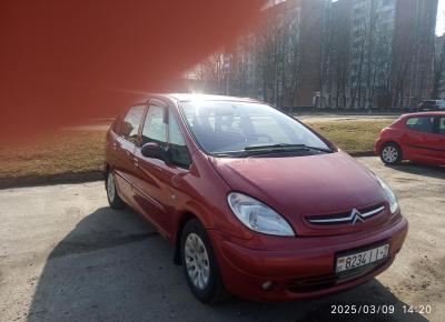 Фото Citroen Xsara Picasso