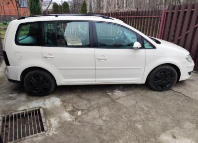 Фото Volkswagen Touran