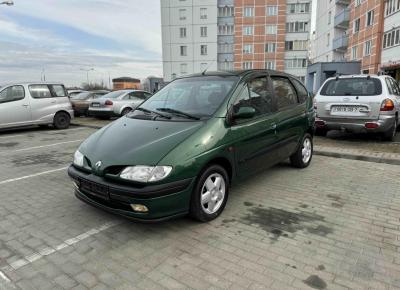 Фото Renault Scenic