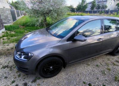 Фото Volkswagen Golf