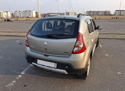 Фото Renault Sandero