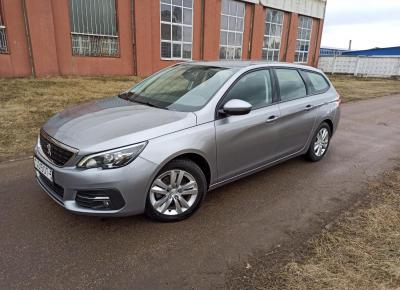 Фото Peugeot 308