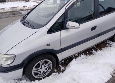 Фото Opel Zafira